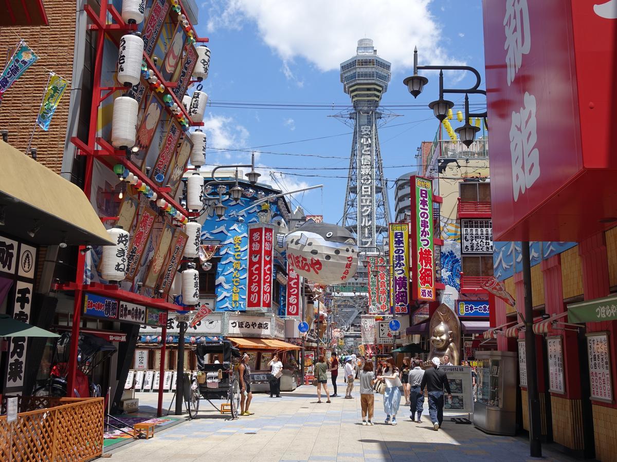 Iloha Hostel Namba Shinsaibashi Osaka Exteriör bild